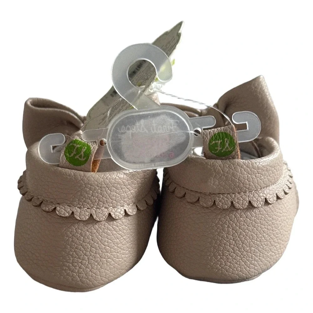 First Steps by Stepping Stones Baby Girls Beige Bow Moccasins Size 3 6-9 Months‎